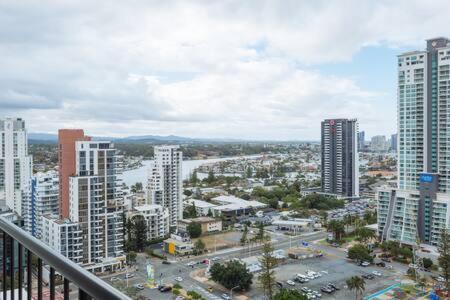 Lovely In Surfers Paradise Apartment Gold Coast